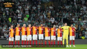 Cầu thủ Galatasaray tranh chấp tại Champions League