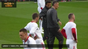 Manchester United thi đấu ở Old Trafford trong ảnh tư liệu năm 2017